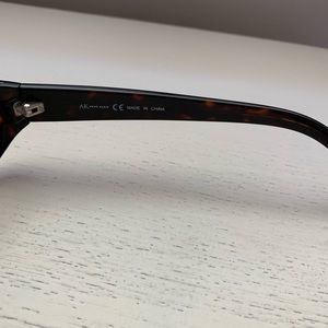 Anne Klein Accessories - Anne Klein tortoise shell sunglasses Anne Klein Accessories - Anne Klein tortoise shell sunglasses